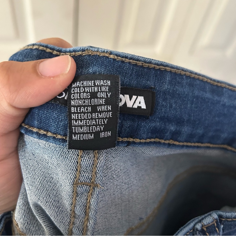 Fashion Nova Blue Skinny High-Waisted Jeans - Picture 5 of 5